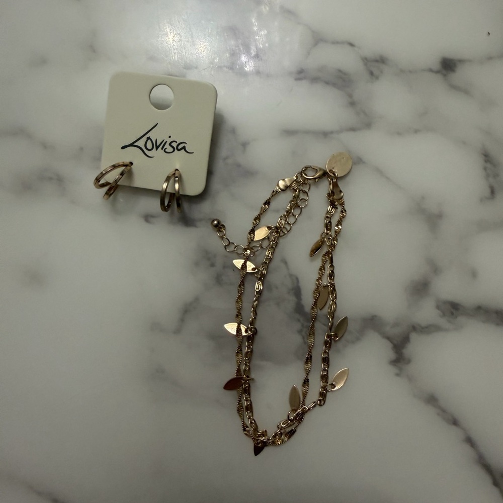 Gold Leaf Charm Bracelet and Hoop Earrings Set (6)